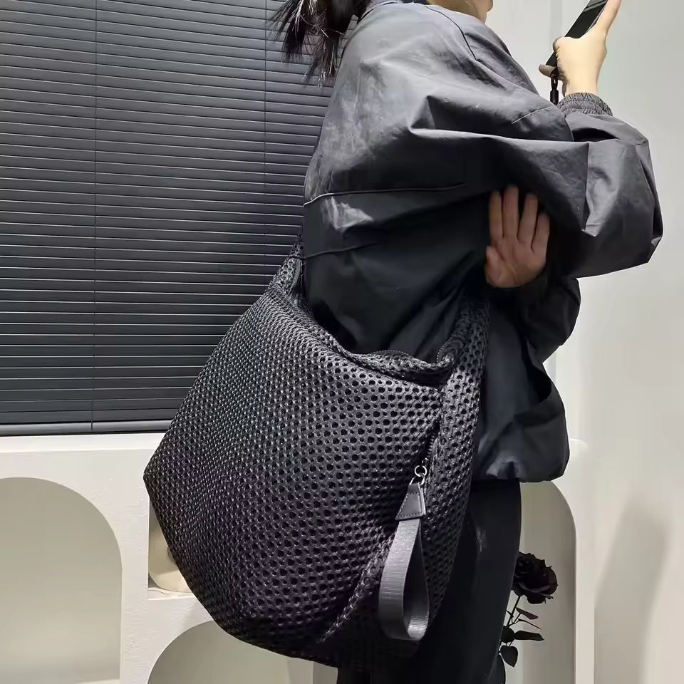 Ladies' fashionable mesh nylon lightweight diagonal cross bag with large capacity stitching casual shoulder bag