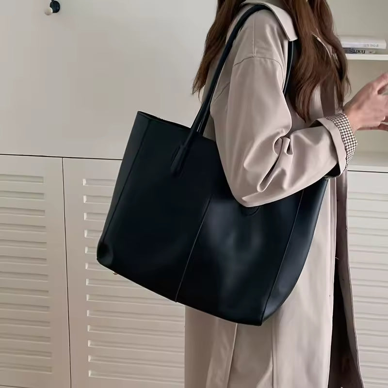 Vintage women's tote bag, new Korean version, large capacity, simple commuting bag,fashionable and versatile,single shoulder bag
